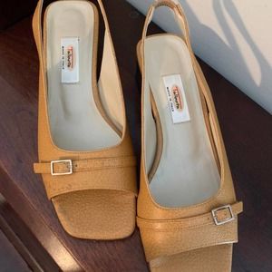 Talbots Leather Upper Square Toe with Buckle Square Heel Slingback Sandals 7 1/2